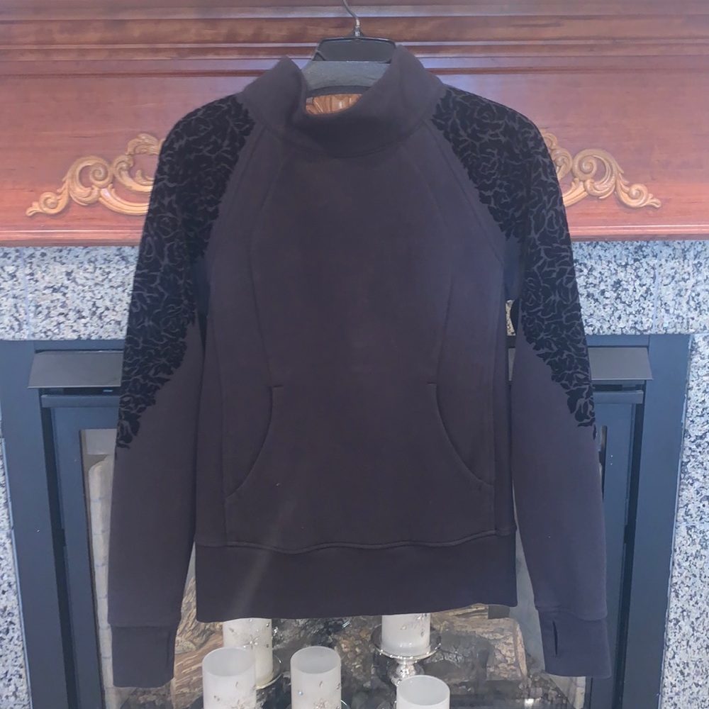 Black Lululemon Zipper Sweatshirt with Collar with Black Velvet Trimming. Size S